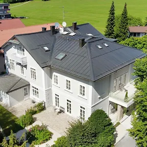 Wickenburg Apartment Salzburg