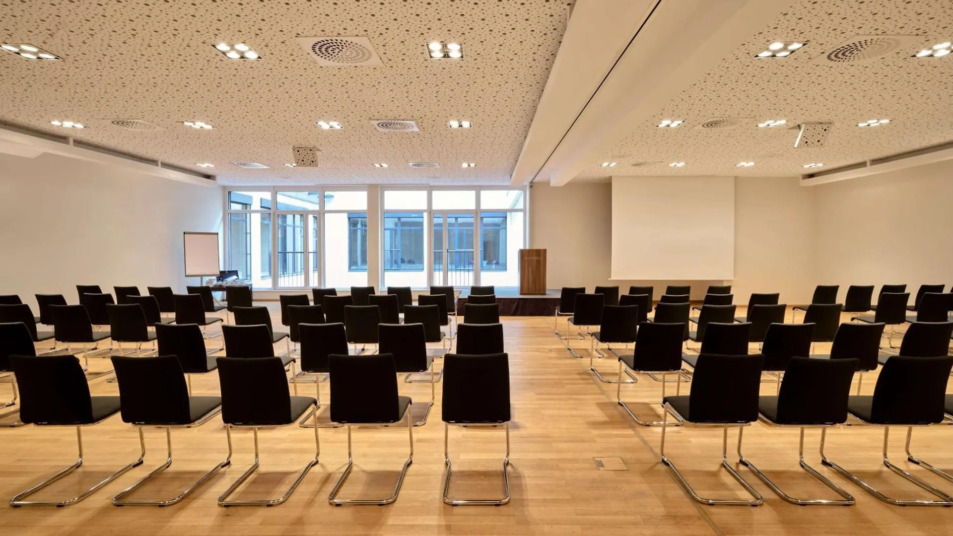 Flemings Hotel Wien-Stadthalle 4*, Vienna